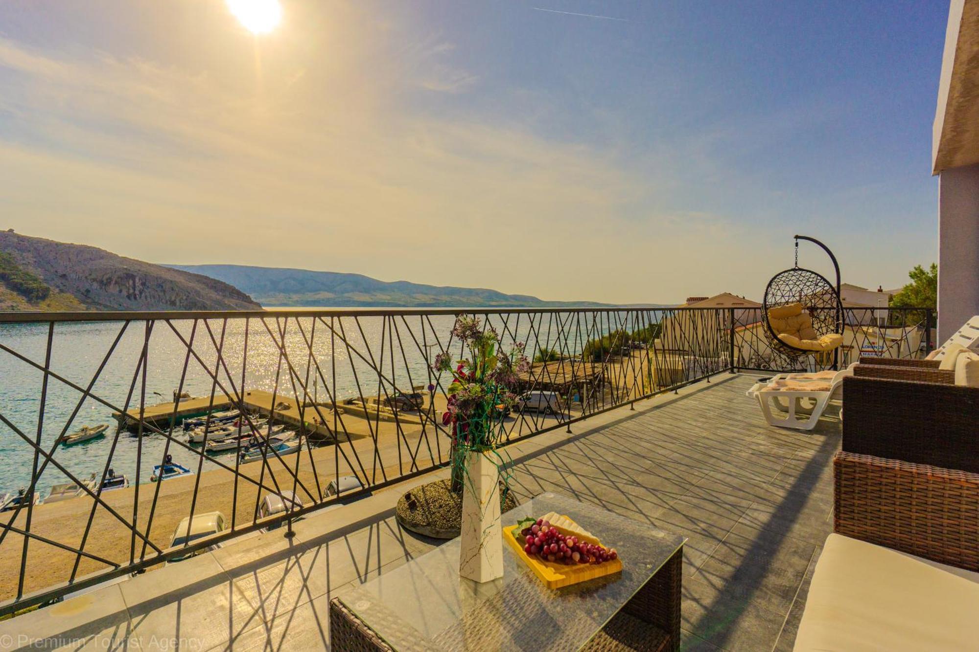 Ivica Super Comfortable, Newly Furnished Apartment In A Top Location Metajna Zewnętrze zdjęcie