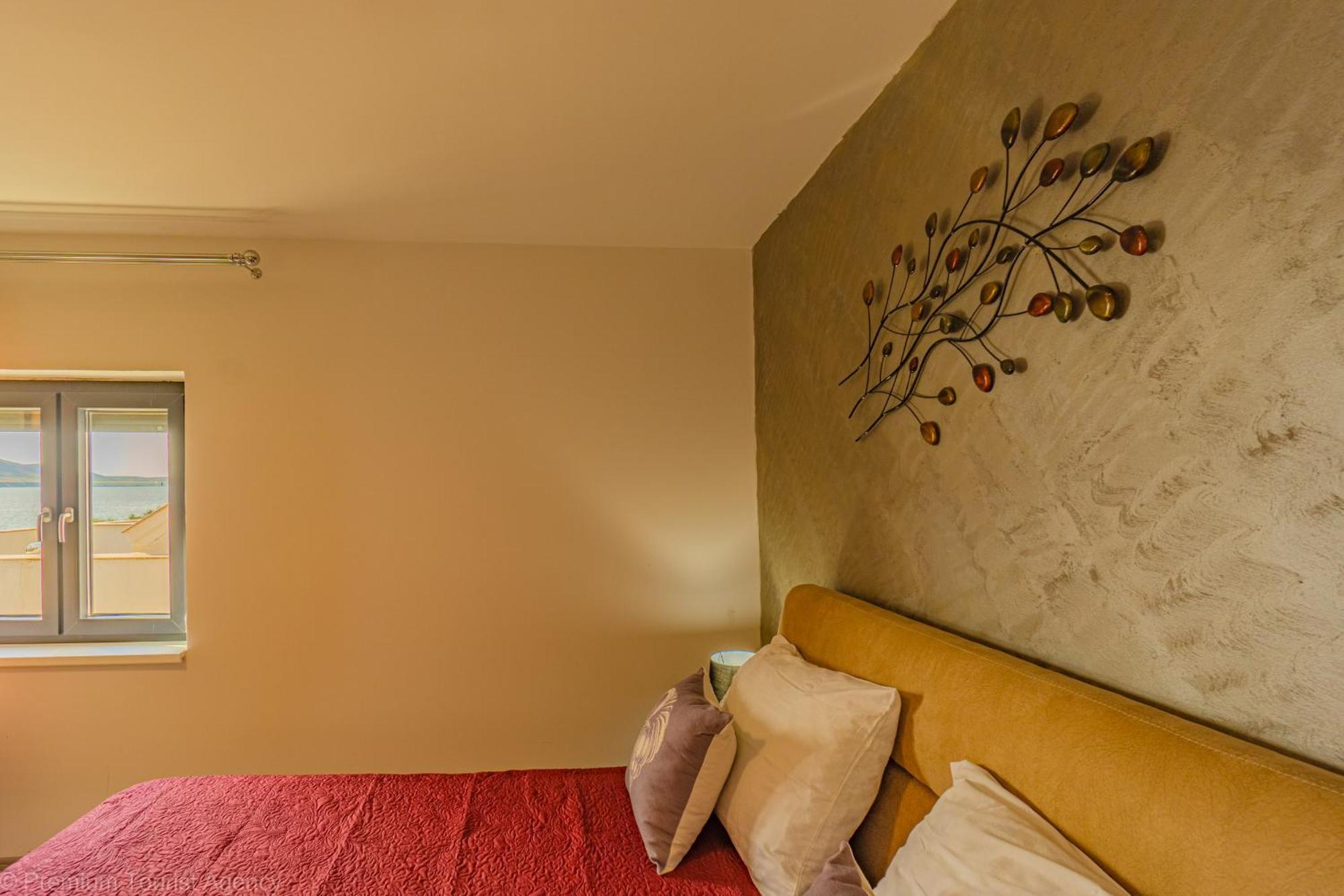 Ivica Super Comfortable, Newly Furnished Apartment In A Top Location Metajna Zewnętrze zdjęcie