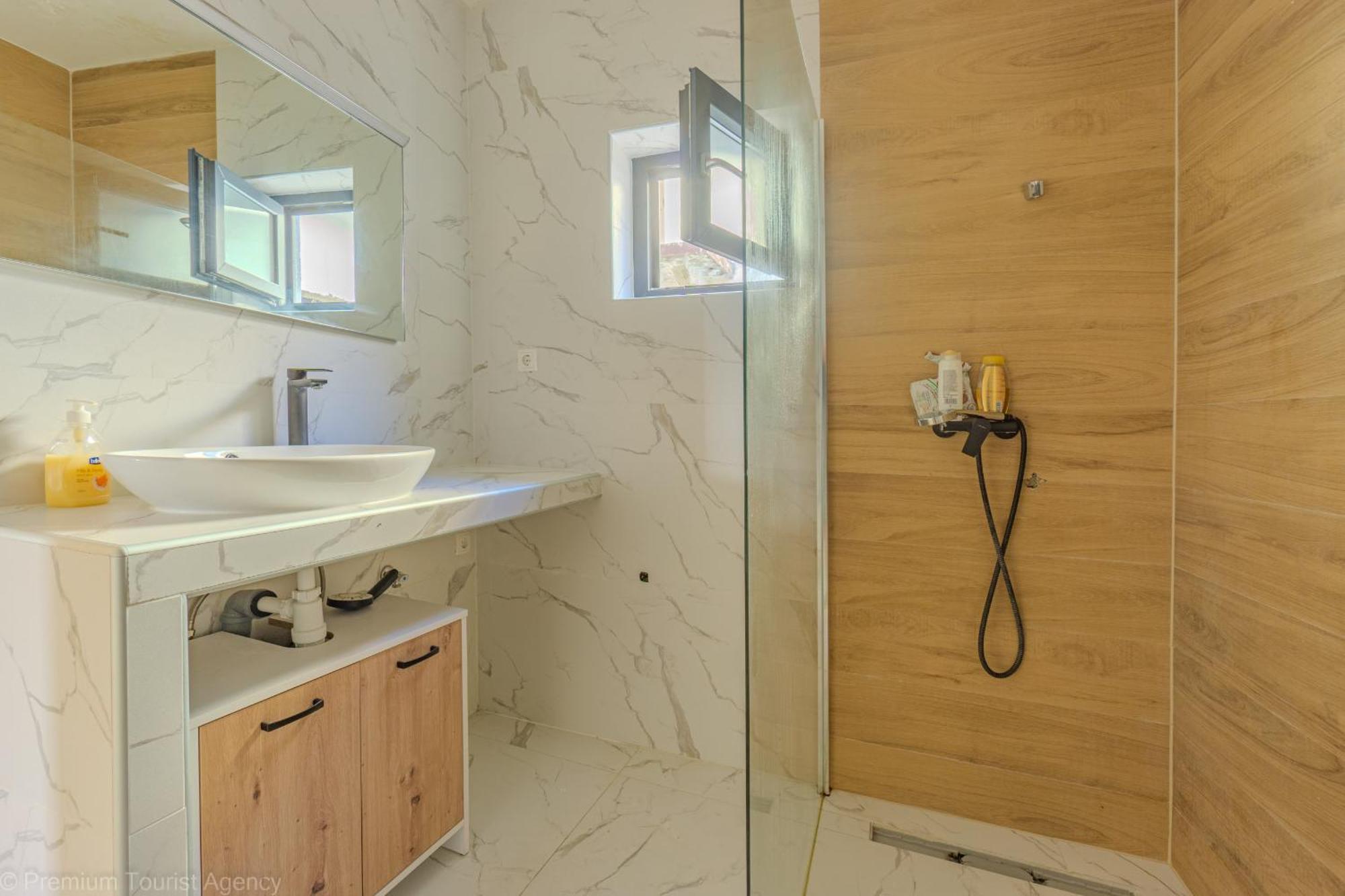 Ivica Super Comfortable, Newly Furnished Apartment In A Top Location Metajna Zewnętrze zdjęcie